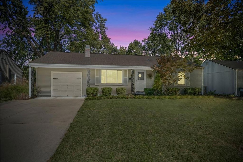 11416 W 69th Terrace, Shawnee, KS 66203 - photo 1