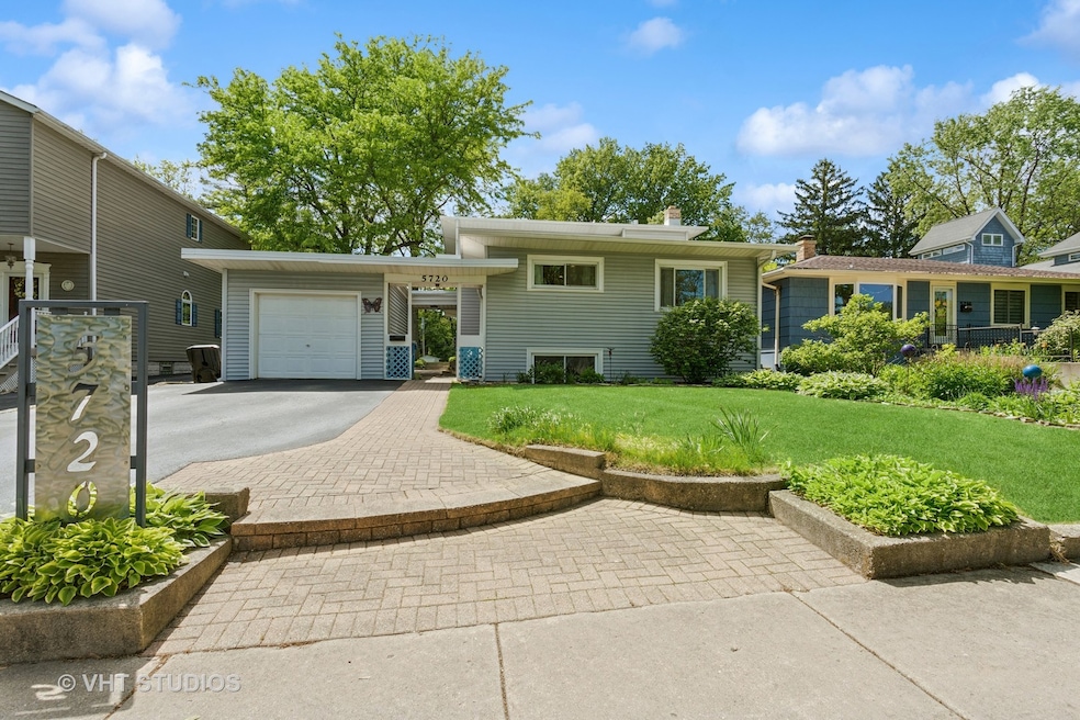 5720 Dunham Rd, Downers Grove, IL 60516 - photo 1