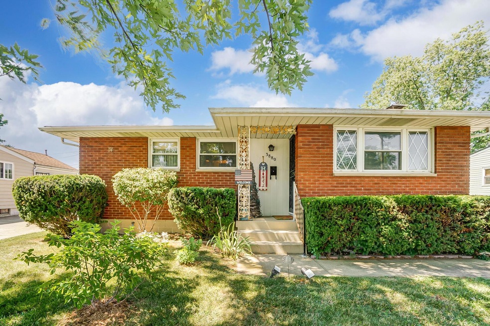 3880 Eakin Rd, Columbus, OH 43228 - photo 1