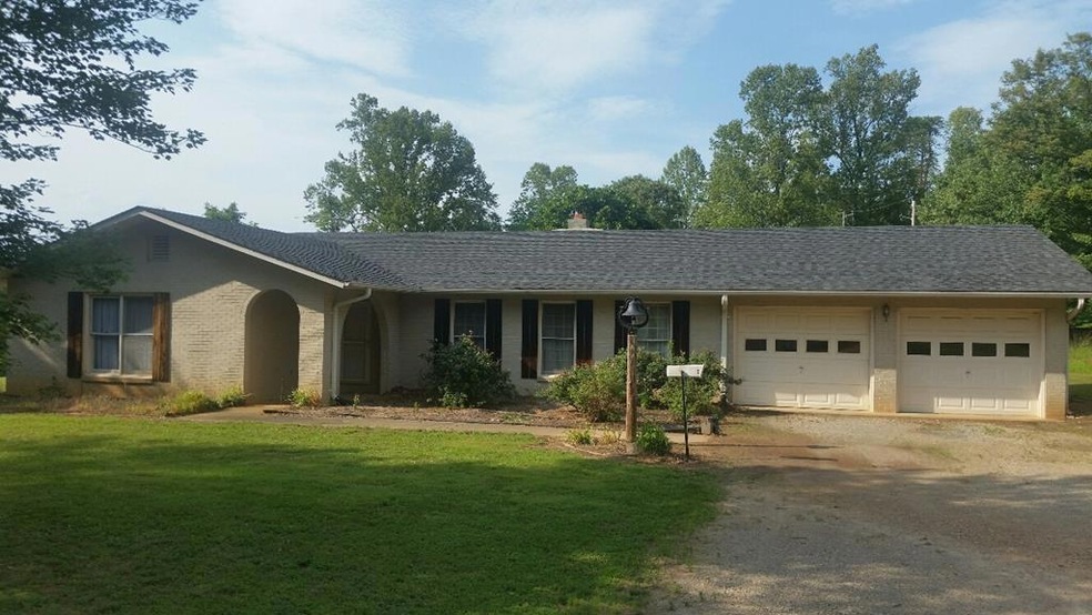 4482 Triangle School Rd, Callands, VA 24530 - photo 1