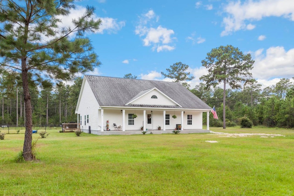 138 Winchester Ln, Crawfordville, FL 32327 - photo 1