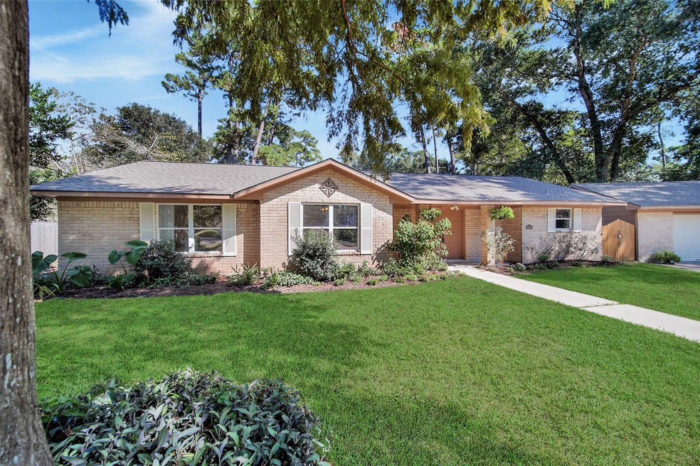 25402 Morgan Dr, Tomball, TX 77375 - photo 1