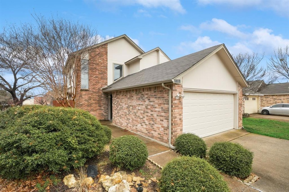 2304 Maplewood Trail, Colleyville, TX 76034 - photo 1