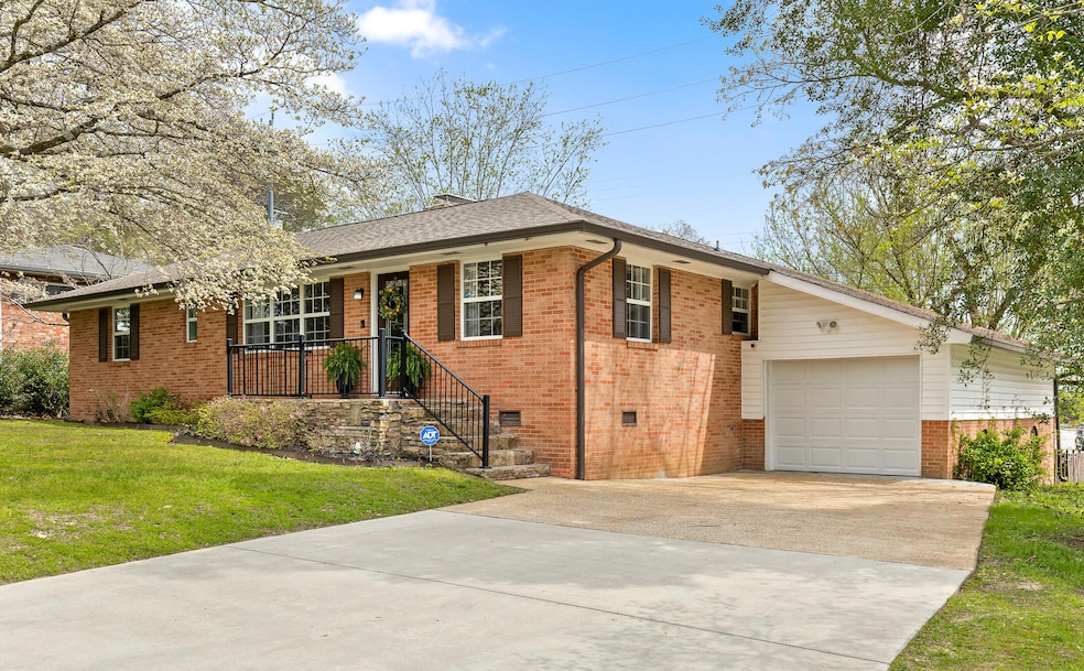 3609 Forest Highland Dr, Chattanooga, TN 37415 - photo 1