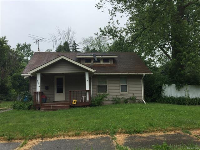 17674 Salem, Detroit 48219.jpg
