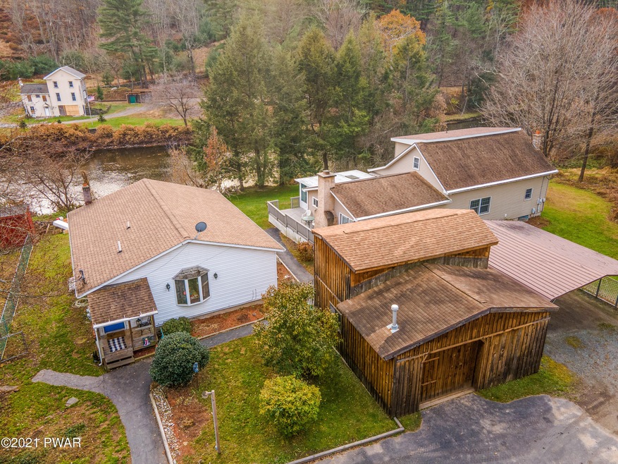 65 Texas Palmyra Hwy, Hawley, PA 18428 - photo 1