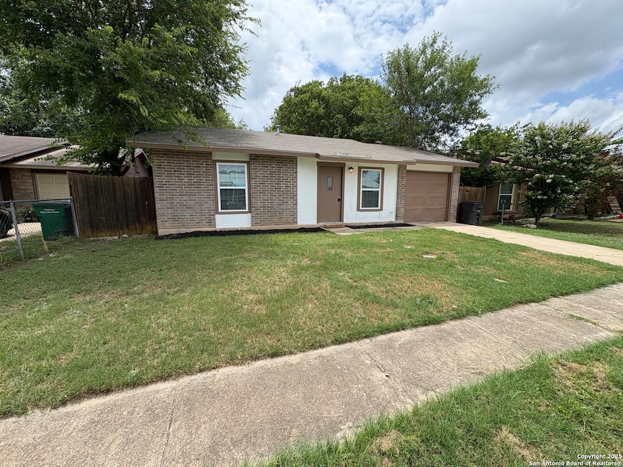 911 Walnut Park St, San Antonio, TX 78227 - photo 1
