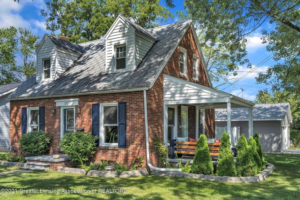 573 Paris Ave, Lansing, MI 48910 - photo 1