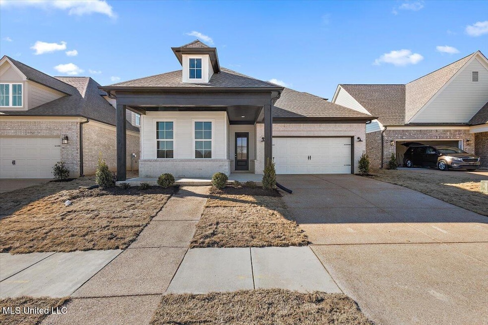 828 Quitman Ct W, Hernando, MS 38651 - photo 1