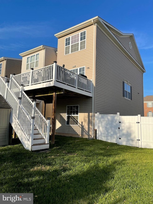 8506 Stansbury Lake Dr, Baltimore, MD 21222 - photo 1