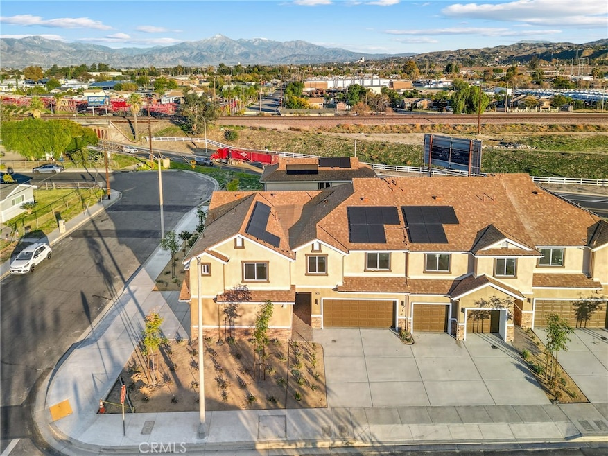 900 S Hert St, Colton, CA 92324 - photo 1