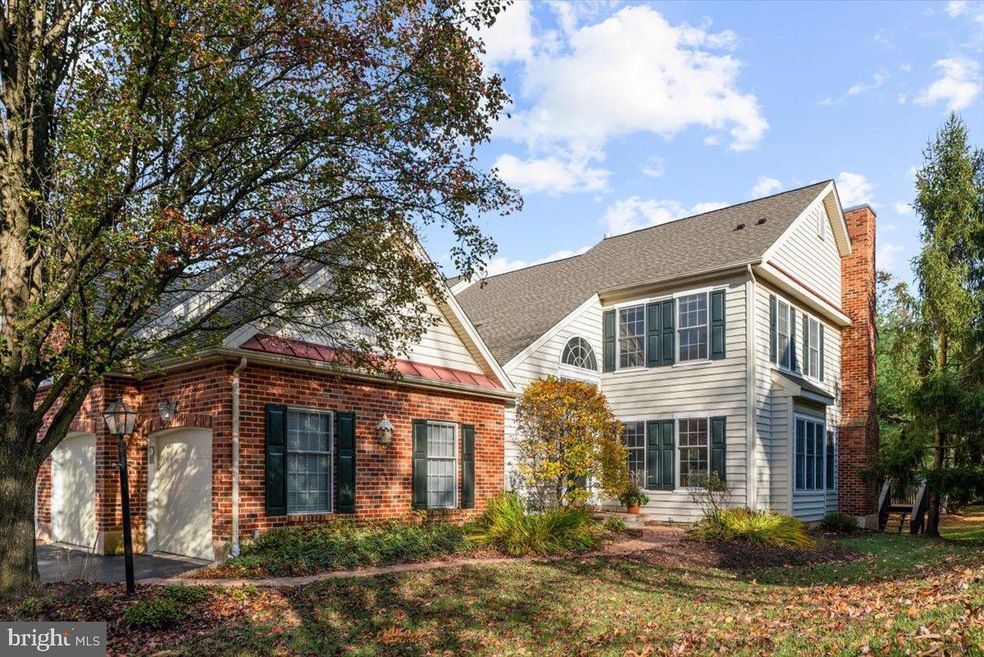 419 Springview Ln, Phoenixville, PA 19460 - photo 1