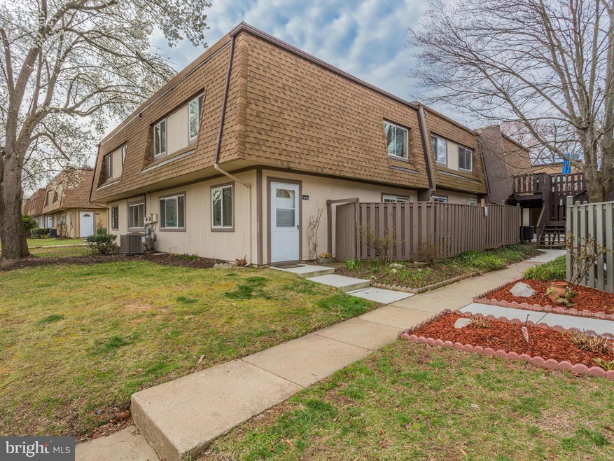 7911 Sausalito Place unit D, Alexandria, VA 22309 - photo 1