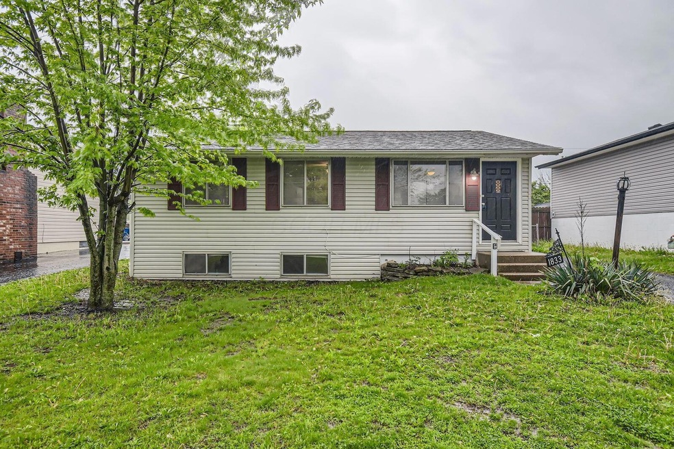1833 Brookfield Rd - Web Quality - 001 -