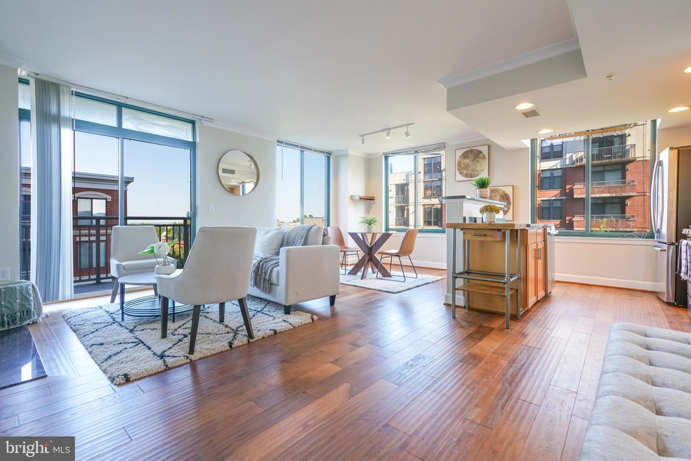 1201 N Garfield St unit 605, Arlington, VA 22201 - photo 1