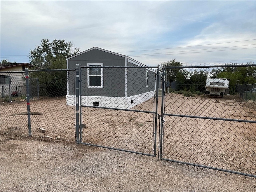 3915 E Butler Ave, Kingman, AZ 86409 - photo 1