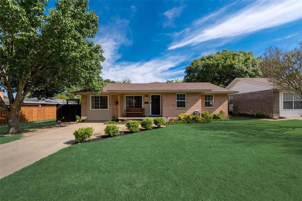 Sold • Co-Listing Agent