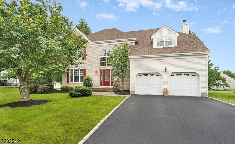 5 Robin Ct, Raritan, NJ 08869 - photo 1
