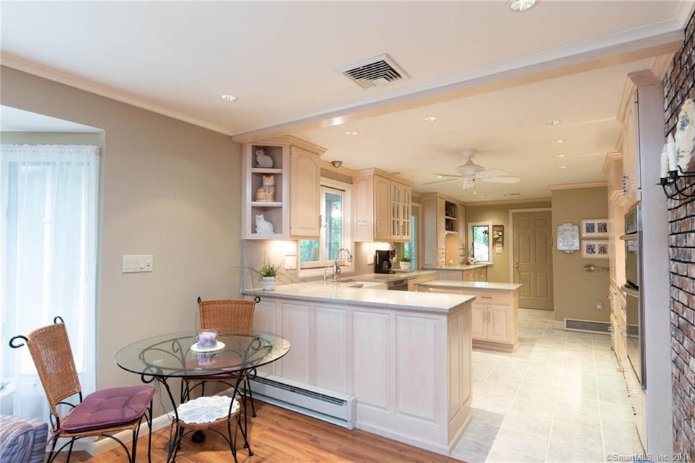 33 Preli Ct, Southington, CT 06489 - photo 1