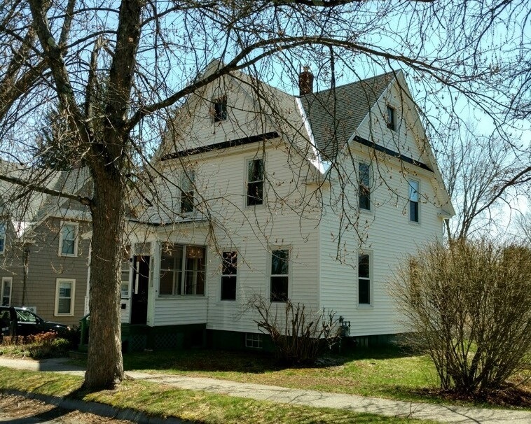 10 Florence St, Dover, NH 03820 - photo 1