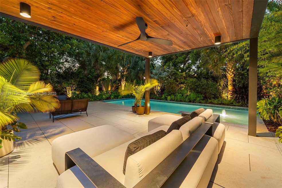 Pending $1,499,000 • Co-Listing Agent