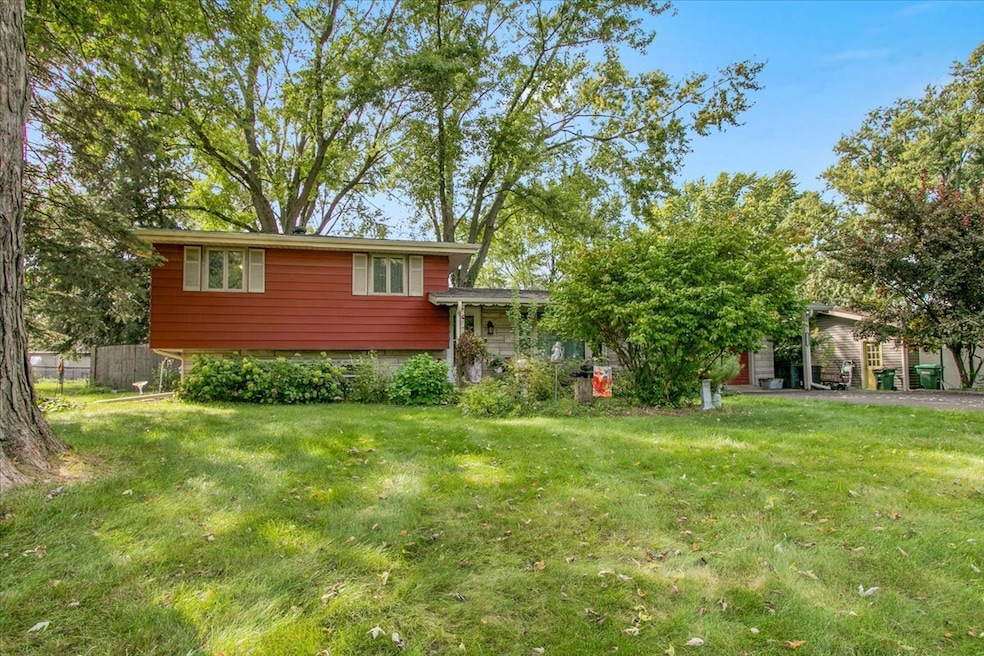 Sold $299,900 • Co-Listing Agent