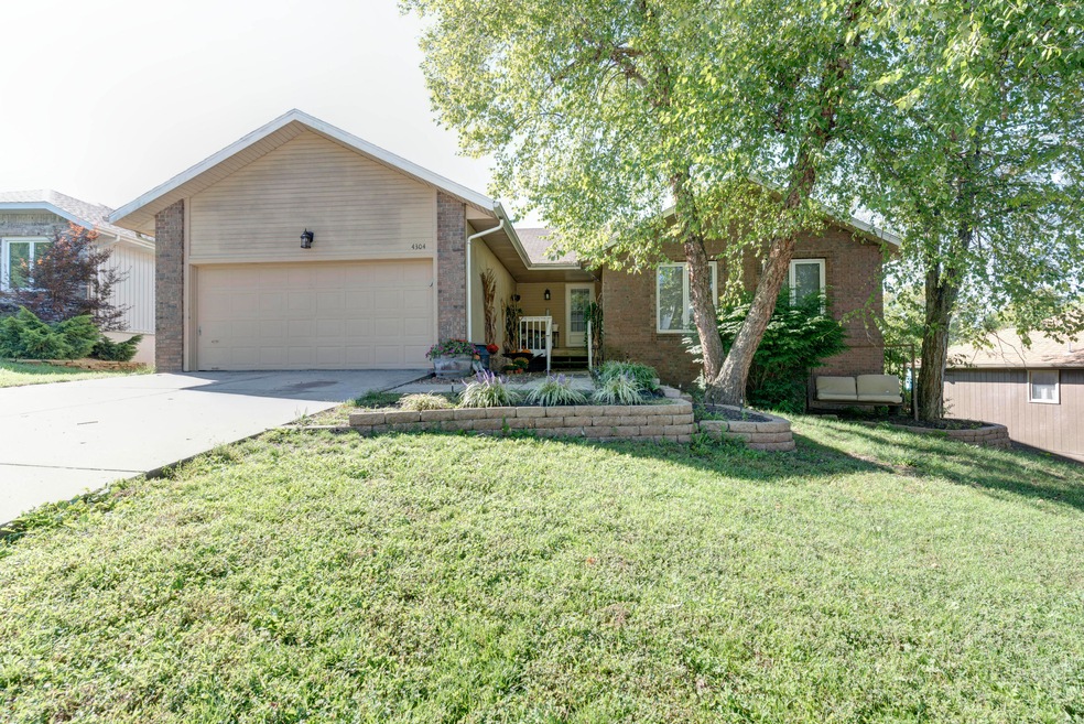 Elmview (30)
