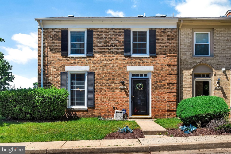 9045 N Laurel Rd unit L, Laurel, MD 20723 - photo 1