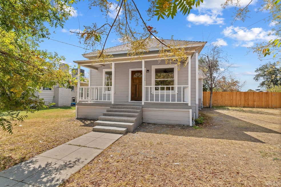1328 N Redington St, Hanford, CA 93230 - photo 1