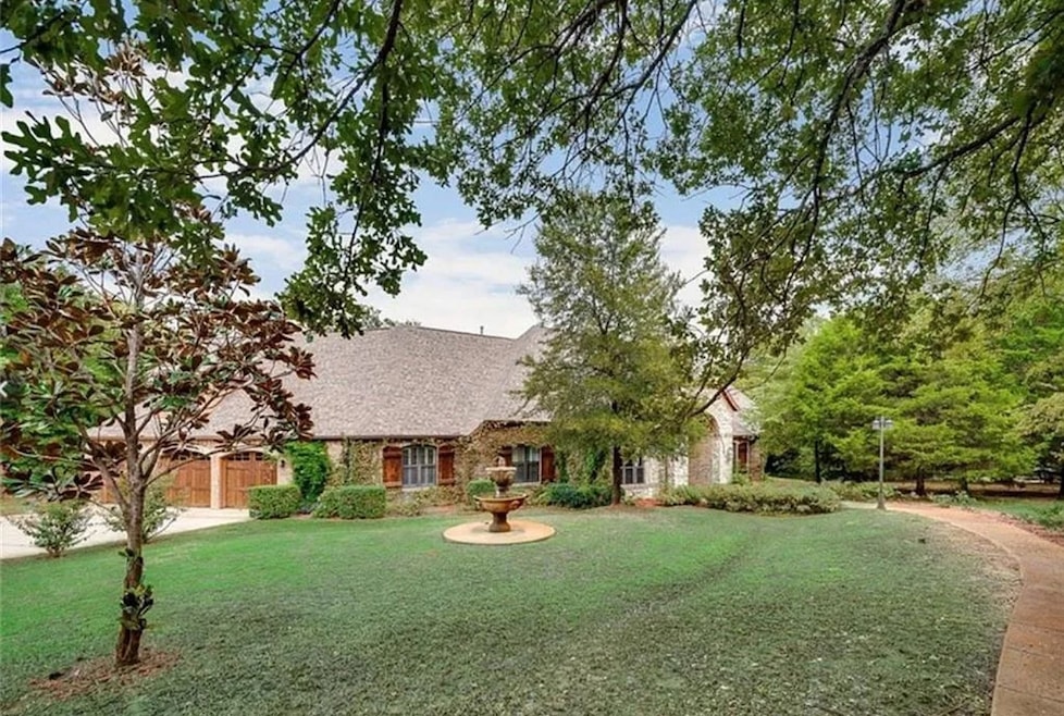 2050 E Oak Shores Dr, Crossroads, TX 76227 - photo 1