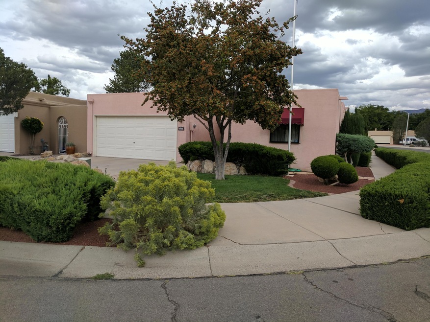 5800 Elmwood Dr NE, Albuquerque, NM 87109 - photo 1