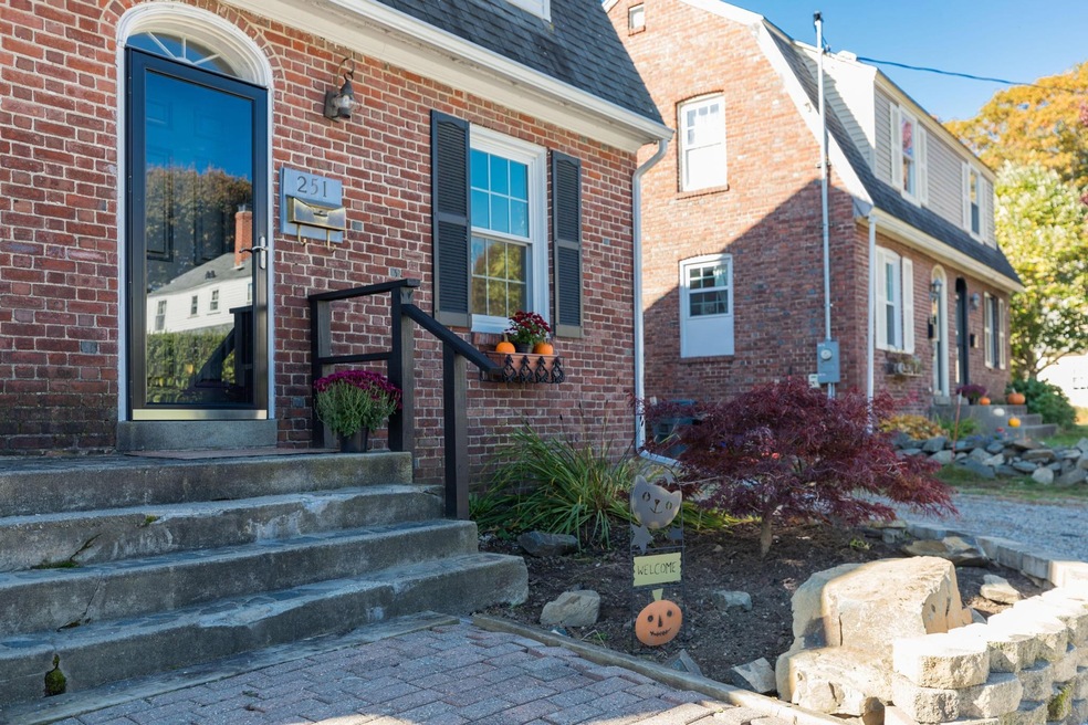 251 Raleigh Way, Portsmouth, NH 03801 - photo 1