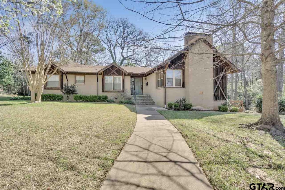 2526 Pounds Ave, Tyler, TX 75701 - photo 1