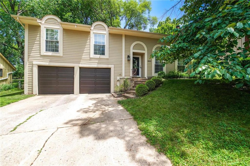 8007 Park St, Lenexa, KS 66215 - photo 1