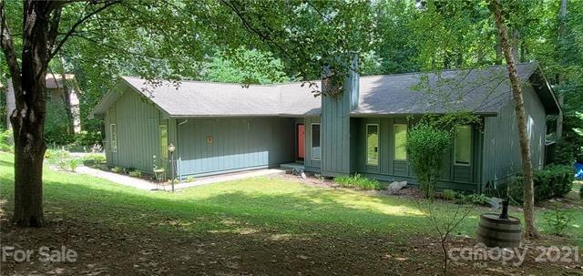 135 Shelly Dr, Hendersonville, NC 28792 - photo 1