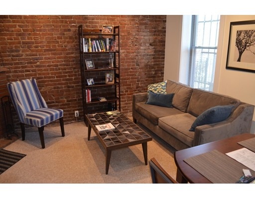 18 Durham St unit 2, Boston, MA 02115 - photo 1