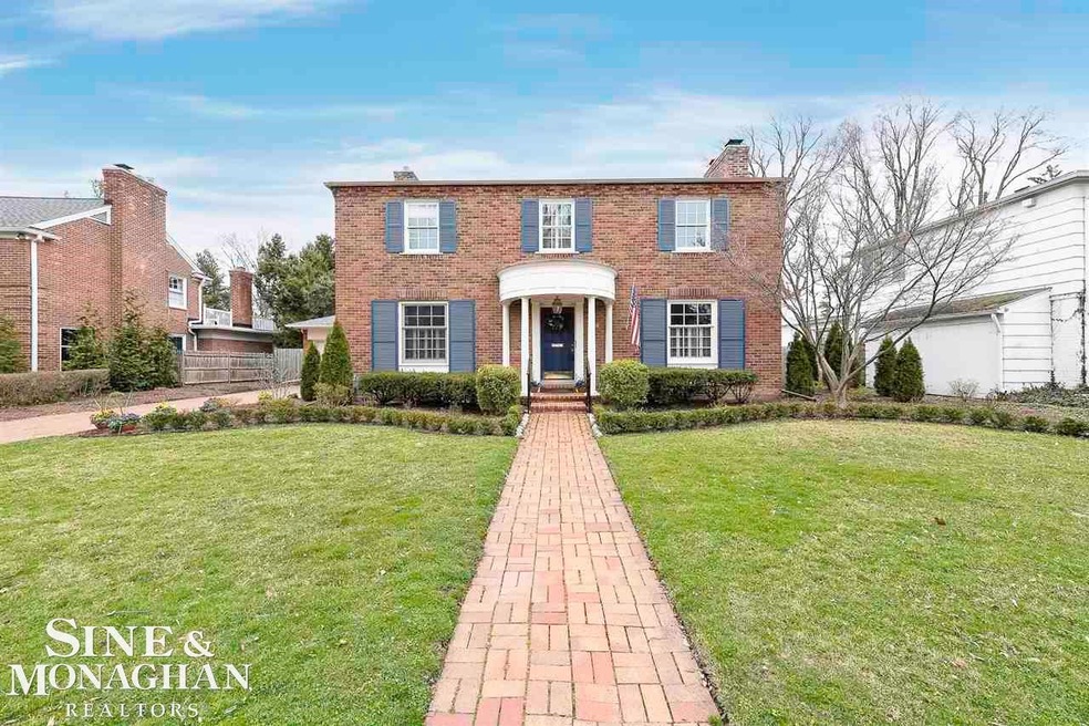 34 Edgemere Rd, Grosse Pointe Farms, MI 48236 - photo 1