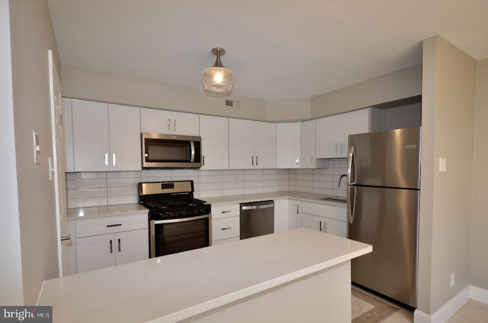 15 Buttonwood Rd unit 17, Voorhees, NJ 08043 - photo 1