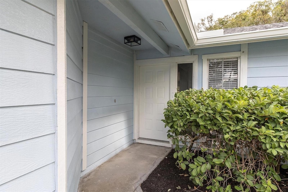 4406 Pine Meadow Ct, Tampa, FL 33624 - photo 1