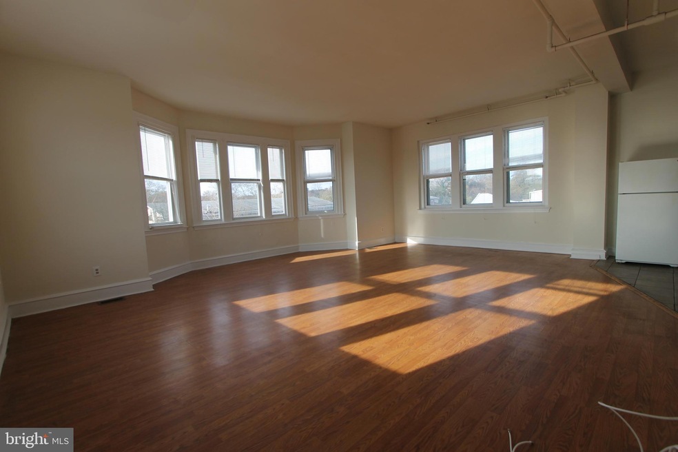 100 E Price St unit 3D, Philadelphia, PA 19144 - photo 1