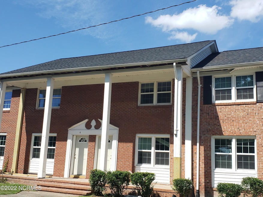 329 Richlands Ave unit 9, Jacksonville, NC 28540 - photo 1