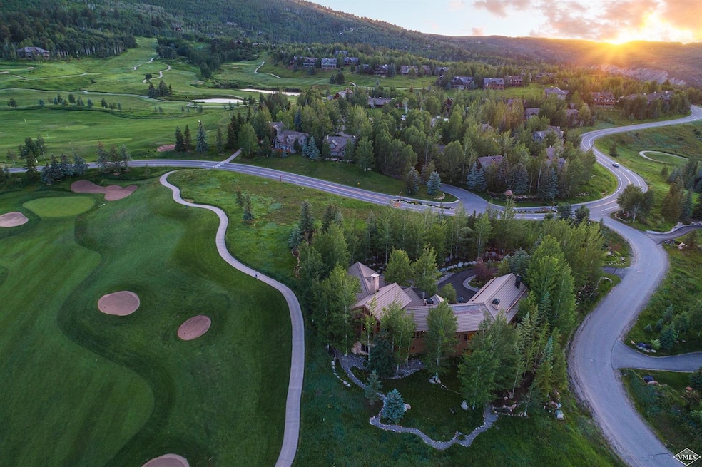 Spectacular Location on the 9th Fairway
