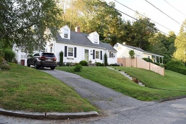 38 Walnut Hill Dr, Worcester, MA 01602 - photo 1