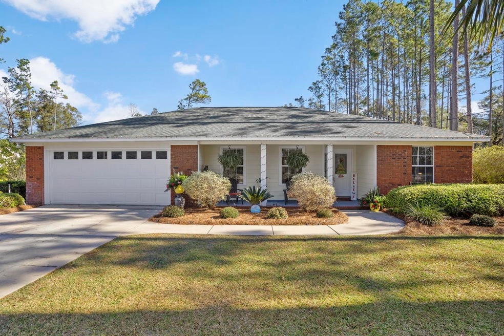 25 Fox Run Cir, Crawfordville, FL 32327 - photo 1