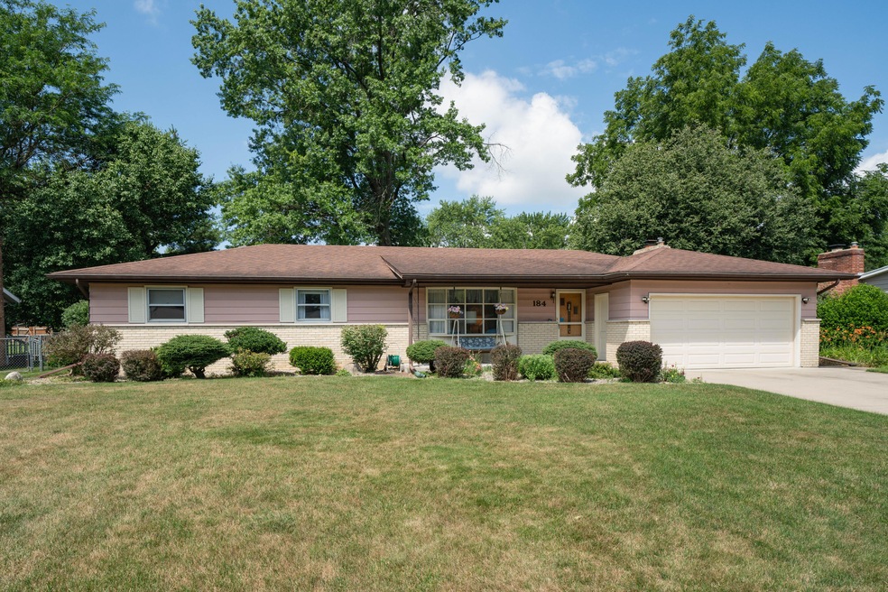 184_Westview_St_01
