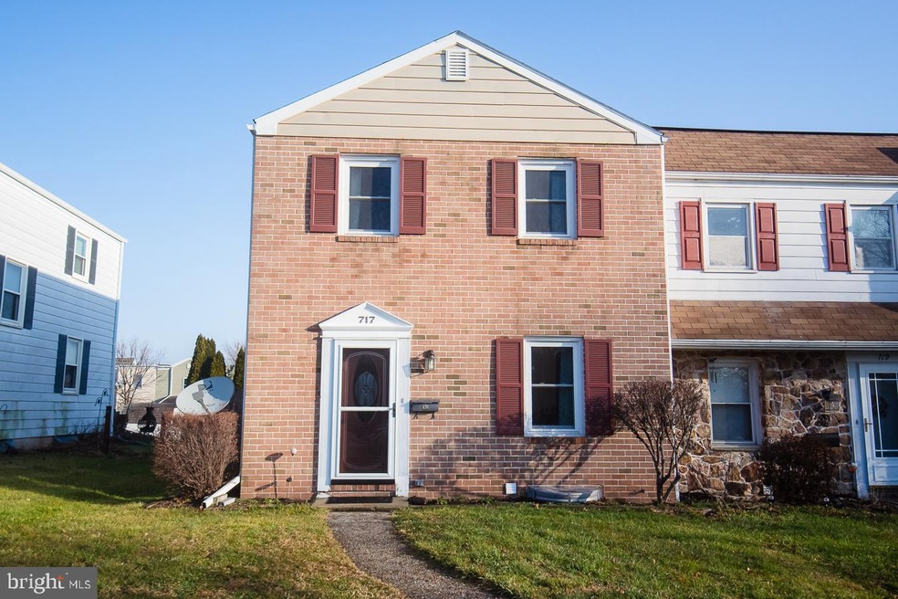 717 E 4th St, Boyertown, PA 19512 - photo 1