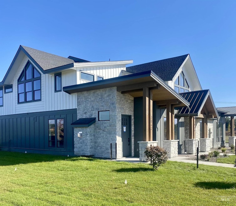 Sold • Co-Listing Agent