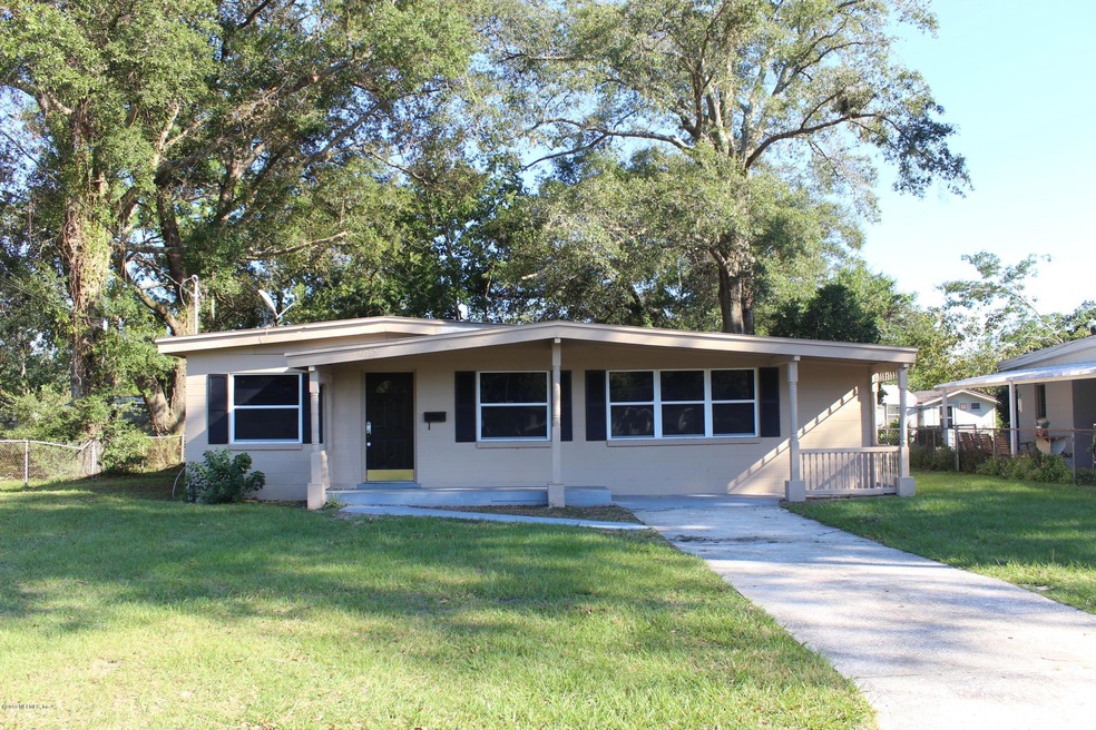 10575 Pine Estates Rd E, Jacksonville, FL 32218 - photo 1