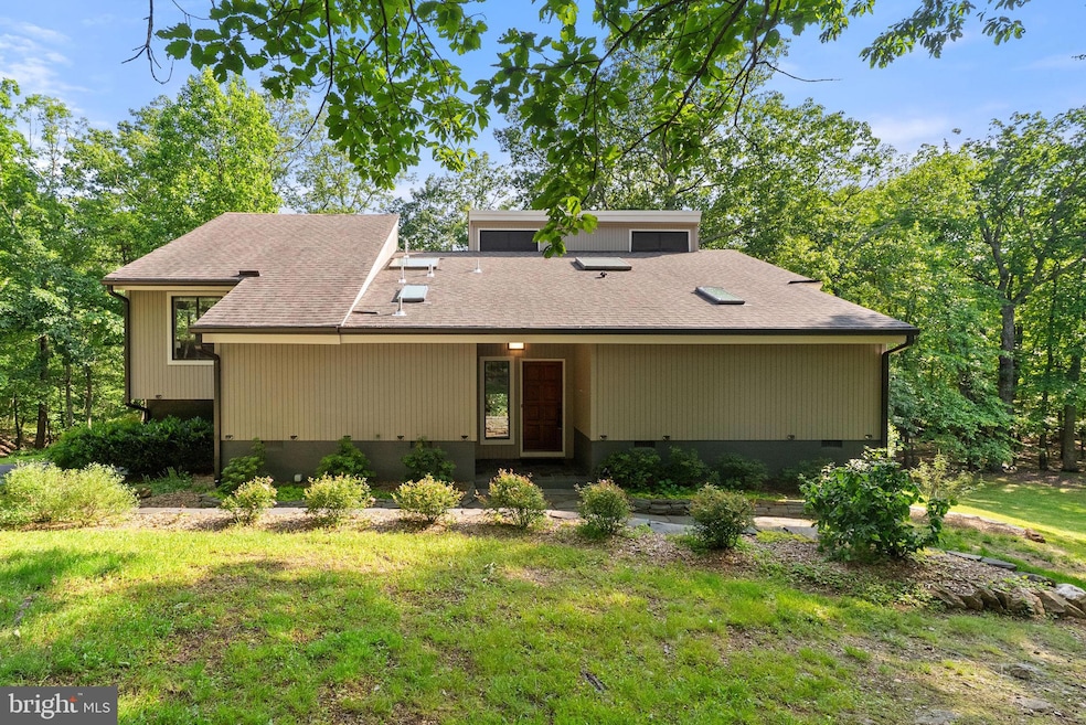 39368 Longhill Ln, Aldie, VA 20105 - photo 1