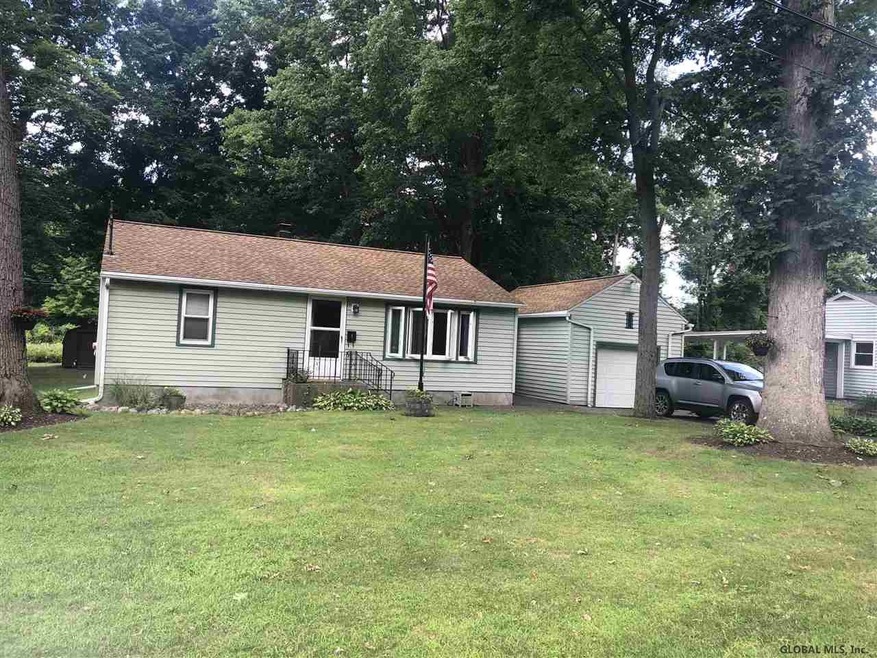 4 Adams Ave, Rensselaer, NY 12144 - photo 1